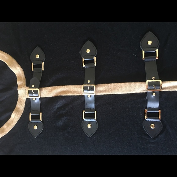 Cute throw over top great with boots - Picture 3 of 5